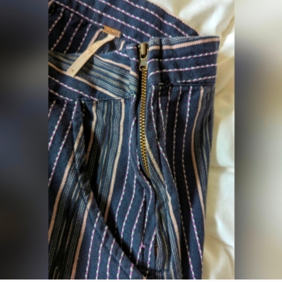 Stylish Black and Multicolor Women's Skirt - Picture 5 of 6